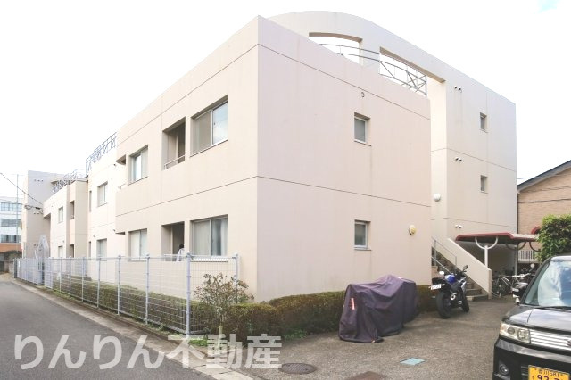 【外観】 | メゾンオレンジ3A.B | 外観は落ち着いています