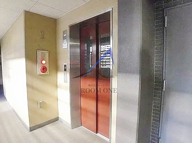Ｐａｒｋ　ＡＹＡＳＥのその他共用部分|エレベーターです。
