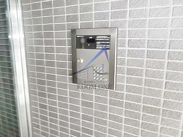 Ｐａｒｋ　ＡＹＡＳＥのセキュリティ|オートロックです。