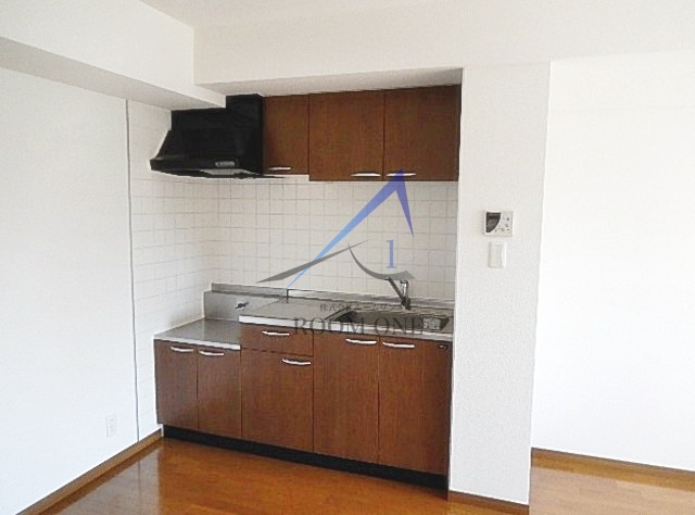 Ｐａｒｋ　ＡＹＡＳＥの居間・リビング|洋室のお部屋です。