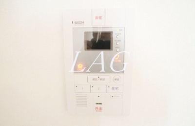 【セキュリティ】 | リブリ・URBAN TRUST | モニター付きインターフォンです。