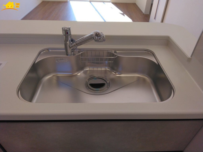 【設備】 | Blooming Garden北足立郡伊奈町中央4丁目2号棟 | ビルトイン浄水器付きです。大切な家族にはいい水を飲んでもらいたいですね。