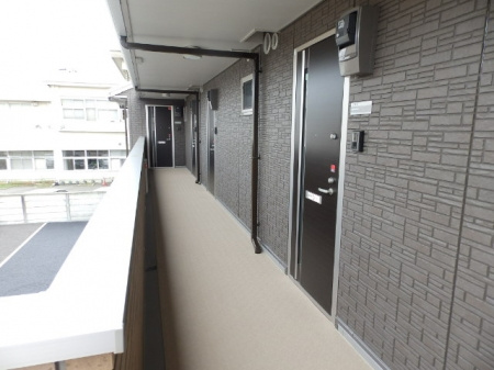 クラウド結城のエントランス