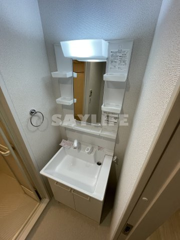 アルカンシェルコート緑橋の独立洗面台