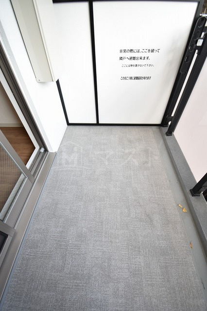 大阪市西区川口３丁目の賃貸マンションのバルコニー