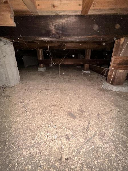 八戸市大字大久保字西ノ平の内観：施工例|【同仕様写真】各居室にエアコン用コンセントを設置予定です。