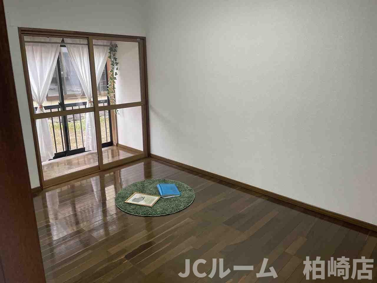 柏崎市向陽町のアパートの寝室