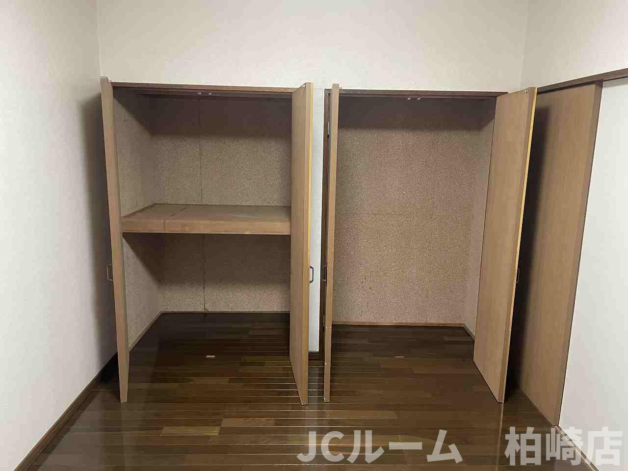 柏崎市向陽町のアパートの収納