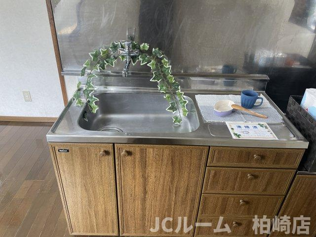 柏崎市向陽町のアパートのキッチン