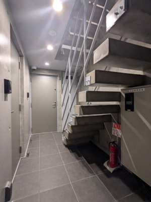 【ロビー】 | ルーデンス日暮里 | 日暮里の賃貸物件。
「ルーデンス日暮里」の賃貸物件のことなら(株)メイワ・エステートへお任せください