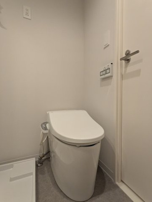 【トイレ】 | ルーデンス日暮里 | 日暮里の賃貸物件。
「ルーデンス日暮里」の賃貸物件のことなら(株)メイワ・エステートへお任せください