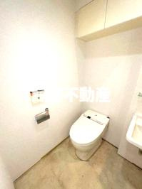 プレール・ドゥーク銀座東のトイレ|落ち着いた色調のトイレです