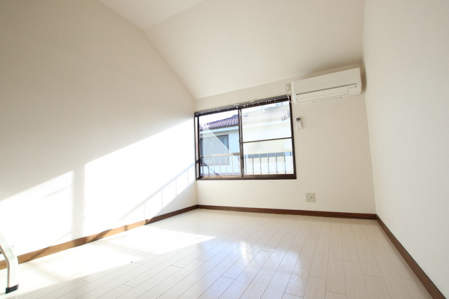 アサカウエストの居間・リビング