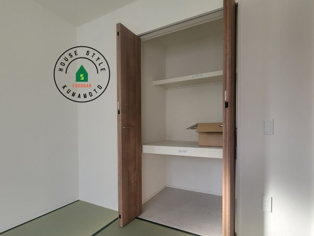 菊池郡大津町大字大津第8-3棟（1号棟）　の内観：施工例|収納には困りません。