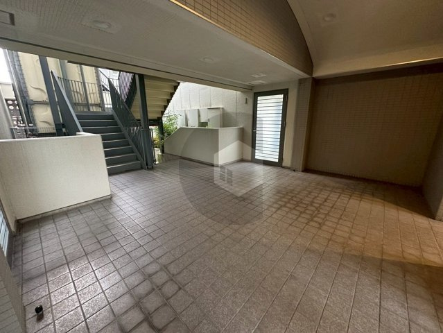 クラージュハイツのロビー