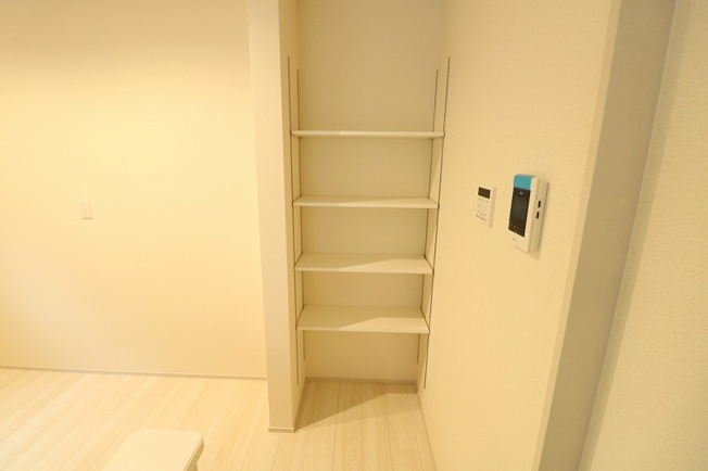 【収納】 | 富士見市渡戸1丁目　新築一戸建住宅　全14棟　(ふじみ野店) | キッチン収納は長期保存可能な食料品や料理器具の収納場所に便利です！