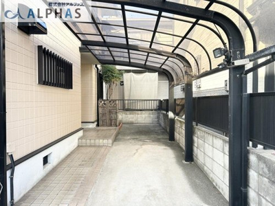 【駐車場】 | 明石市二見町西二見　中古戸建 | 駐車スペース２台分♪（車種による）