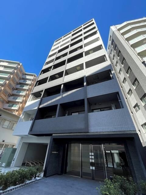 ケリア川口の外観