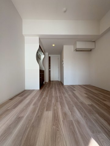 セレニテ夕陽丘エクラの居間・リビング