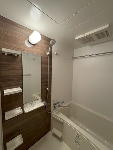 セレニテ夕陽丘エクラの浴室