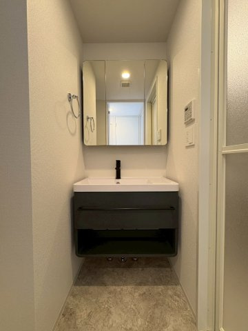 セレニテ夕陽丘エクラの洗面所