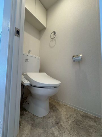 セレニテ夕陽丘エクラのトイレ