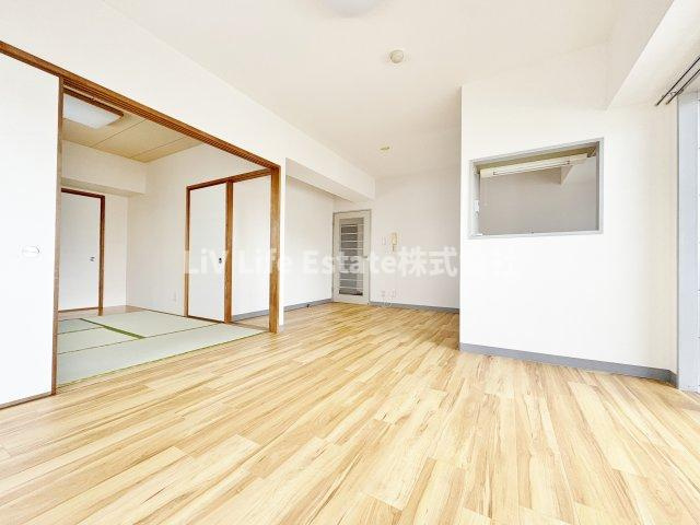 エスポワールの居間・リビング