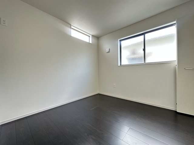 明石市西明石東町新築戸建１号棟の洋室