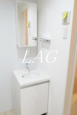 【洗面所】 | グランデール町屋 | 独立洗面台になります。