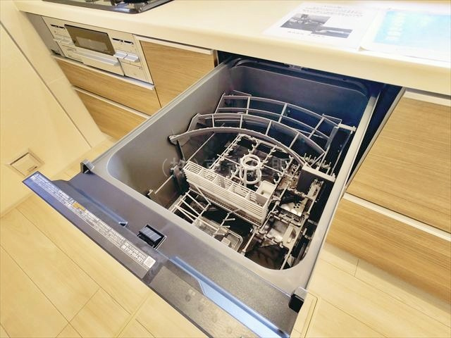 【キッチン】 | 新座市堀ノ内2丁目 | 洗い物の手間が省ける食洗機付きです