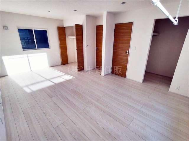 【寝室】 | 新座市堀ノ内2丁目 | ２階西側11.0帖洋室（将来間仕切りすることも可能です）