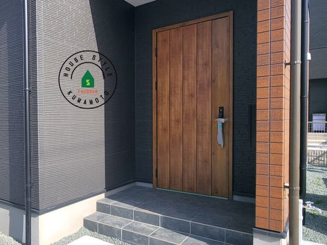 菊池郡大津町大字大津第8-3棟（6号棟）　の外観：施工例|おでかけの時も帰った時も、「我が家」を最初に感じでもらえる素敵な空間に。