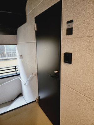 【玄関】 | ウィステリア・ガーデン | 鶯谷の賃貸物件。
「ウィステリア・ガーデン」のことなら(株)メイワ・エステートへお任せください。