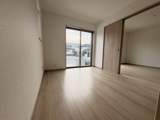 三木市志染町青山１丁目新築戸建１号棟の洋室