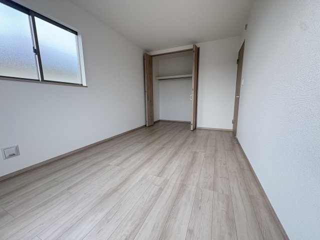 三木市志染町青山１丁目新築戸建１号棟の洋室