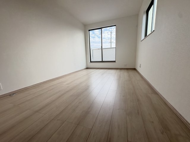 三木市志染町青山１丁目新築戸建１号棟の洋室