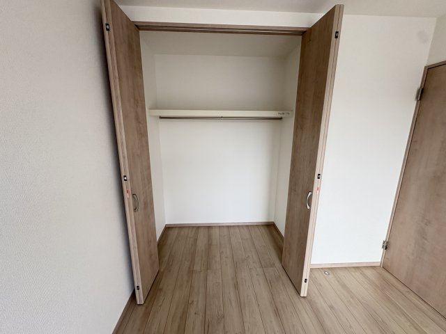 三木市志染町青山１丁目新築戸建１号棟の収納