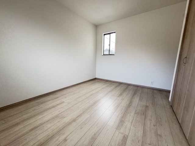 三木市志染町青山１丁目新築戸建１号棟の洋室