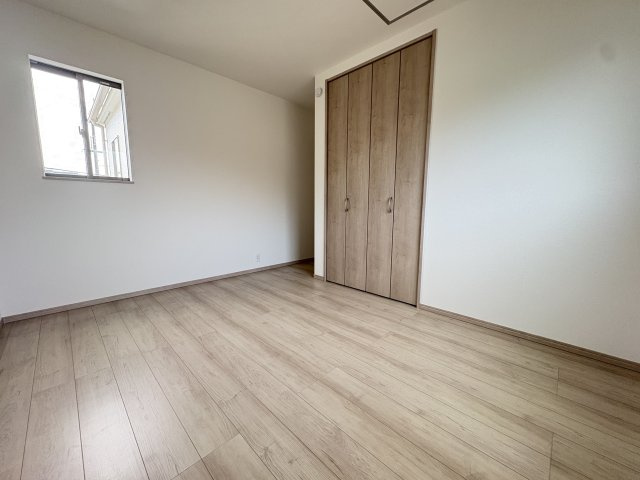 三木市志染町青山１丁目新築戸建１号棟の洋室