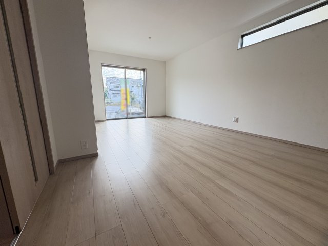 三木市志染町青山１丁目新築戸建１号棟の居間・リビング