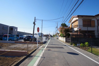 【前面道路含む現地写真】