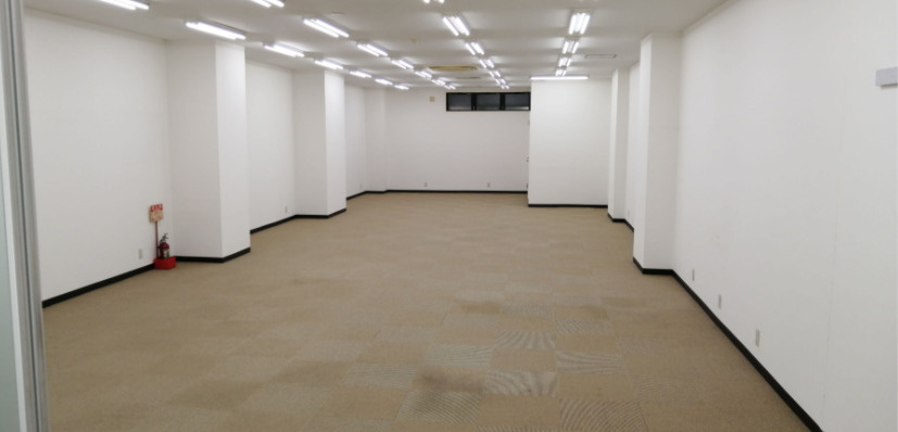 マルイビルの内装