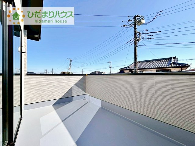 【バルコニー】 | 我孫子市青山2期　新築戸建　3号棟 | 広々としたバルコニー。お洗濯物もぜーんぶ干せちゃいます！！