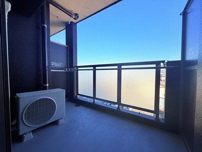 アクセス第7ビルのバルコニー