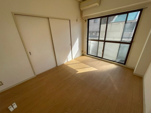 ヴィンテージ御影の居間・リビング