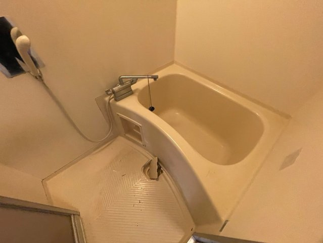 ヴィンテージ御影の浴室