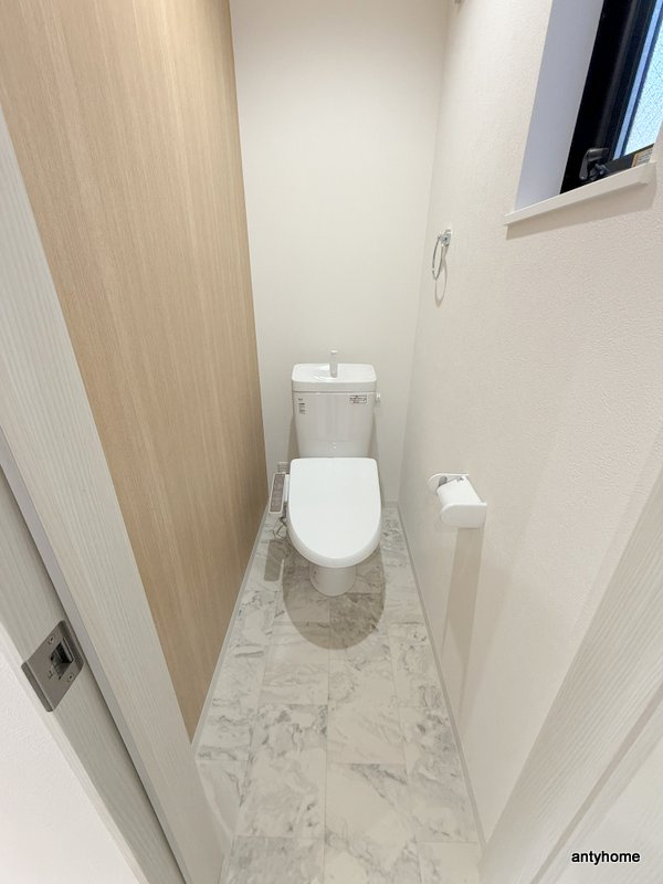 GLAN CASALIA　仲介手数料無料のトイレ