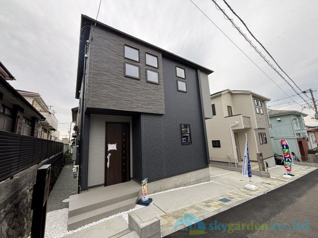 秦野市ひばりヶ丘　新築戸建　全2棟1号棟