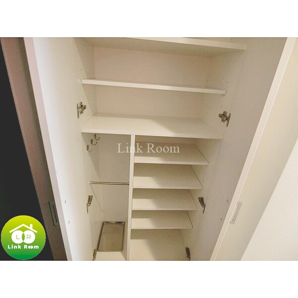 メインステージ押上Ⅳの玄関