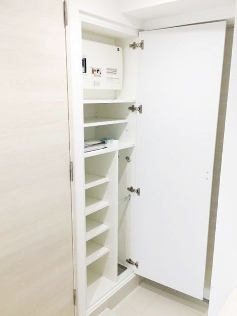 レガリス木場ステーションフロントの玄関